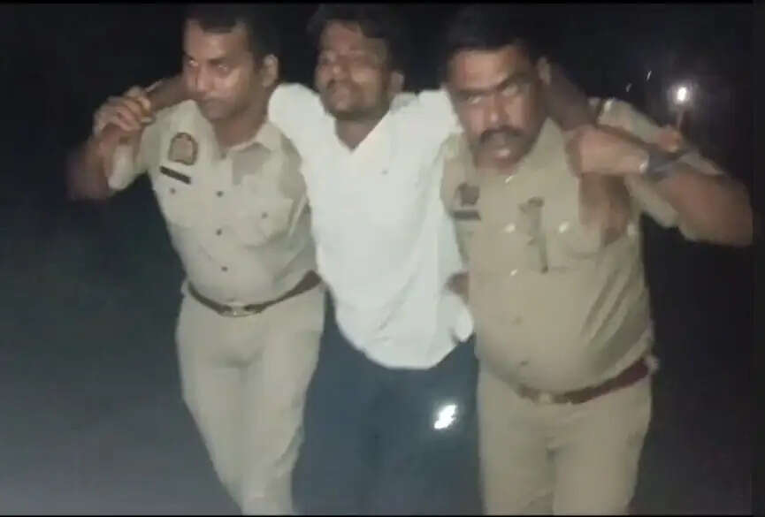 फिरोजाबाद : मुठभेड़ में चार पशु चोर गिरफ्तार, दो गोली लगने से घायल