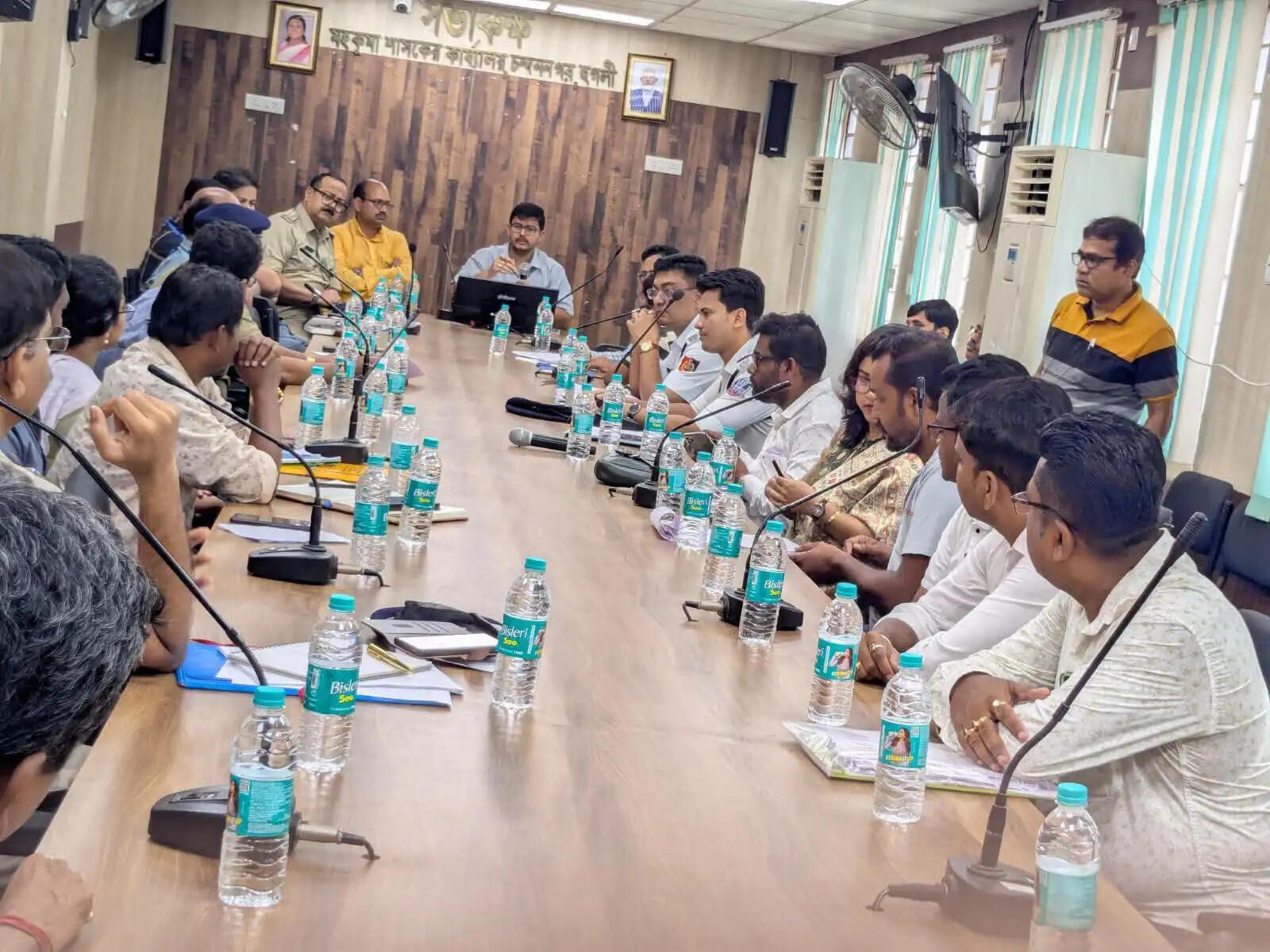 रथयात्रा को लेकर चंदननगर में प्रशासनिक बैठक, विधायक दीपांजन गुहा रहे उपस्थित