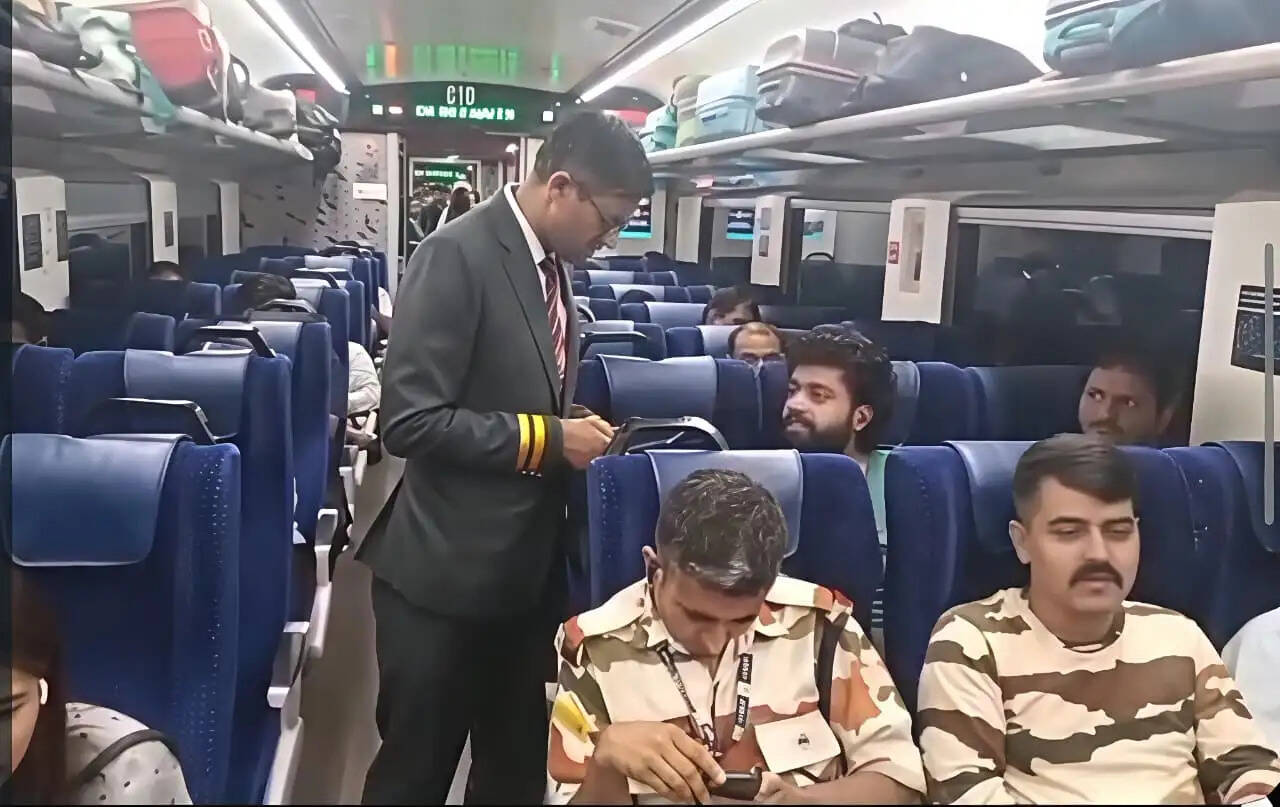 जून में 22 हजार से अधिक यात्री बिना टिकट पकड़े, रेलवे ने वसूले 1.28 करोड़ रुपये