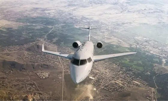 अमेरिकी जासूसी विमान रूसी इलाके के ऊपर घंटों चक्कर लगाता रहा