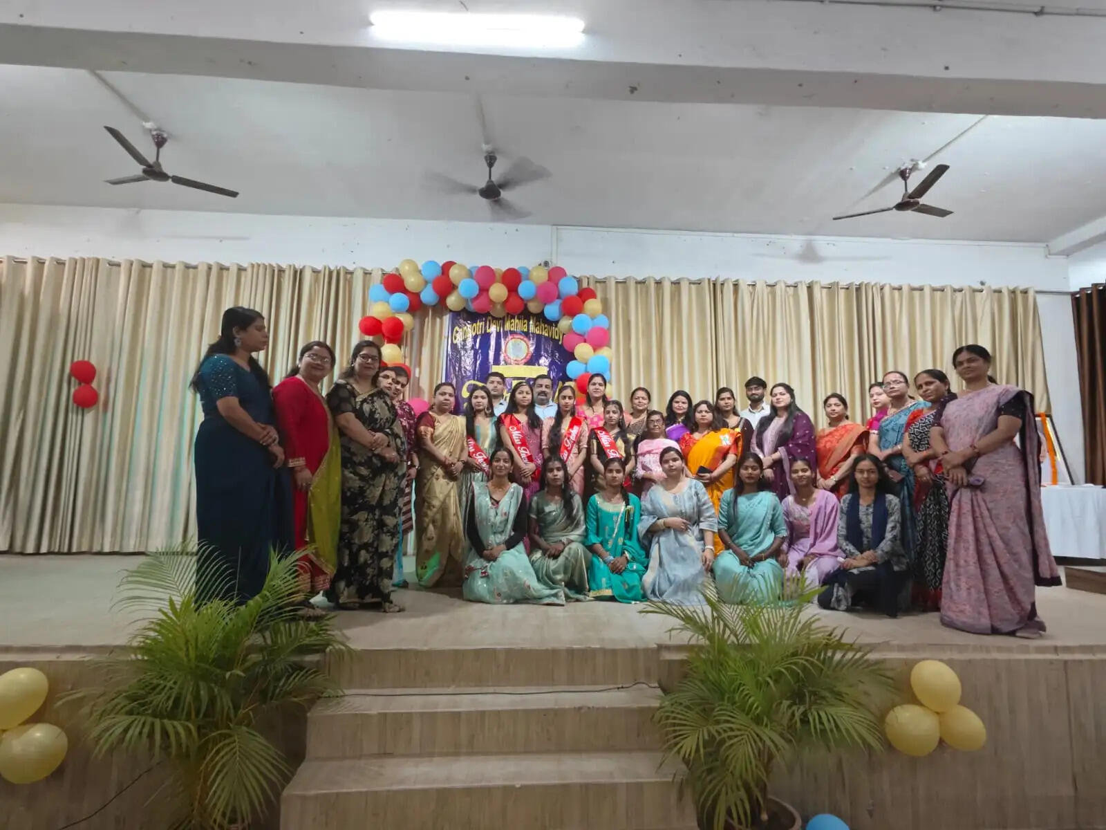 आत्मविश्वास, संस्कार व नेतृत्व ही शिक्षा की सार्थकता : आशुतोष मिश्र