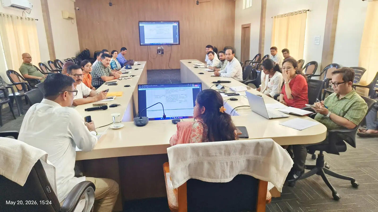 तामुलपुर में जिला सड़क सुरक्षा समिति की बैठक आयोजित