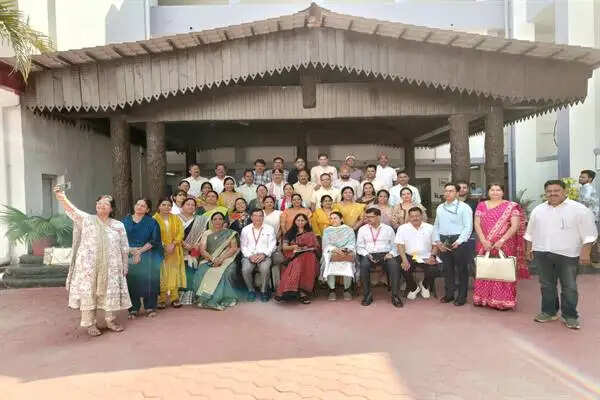 मप्र:&nbsp;भोपाल में बाल कल्याण समितियों के लिए 13 दिवसीय आवासीय प्रशिक्षण कार्यक्रम शुरू