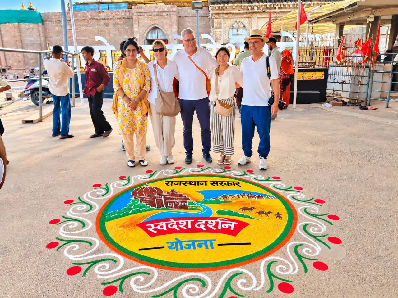 बीकानेर में प्रमुख स्थलों पर रंगोलियों से जनकल्याणकारी योजनाओं और राष्ट्रभावना का संदेश