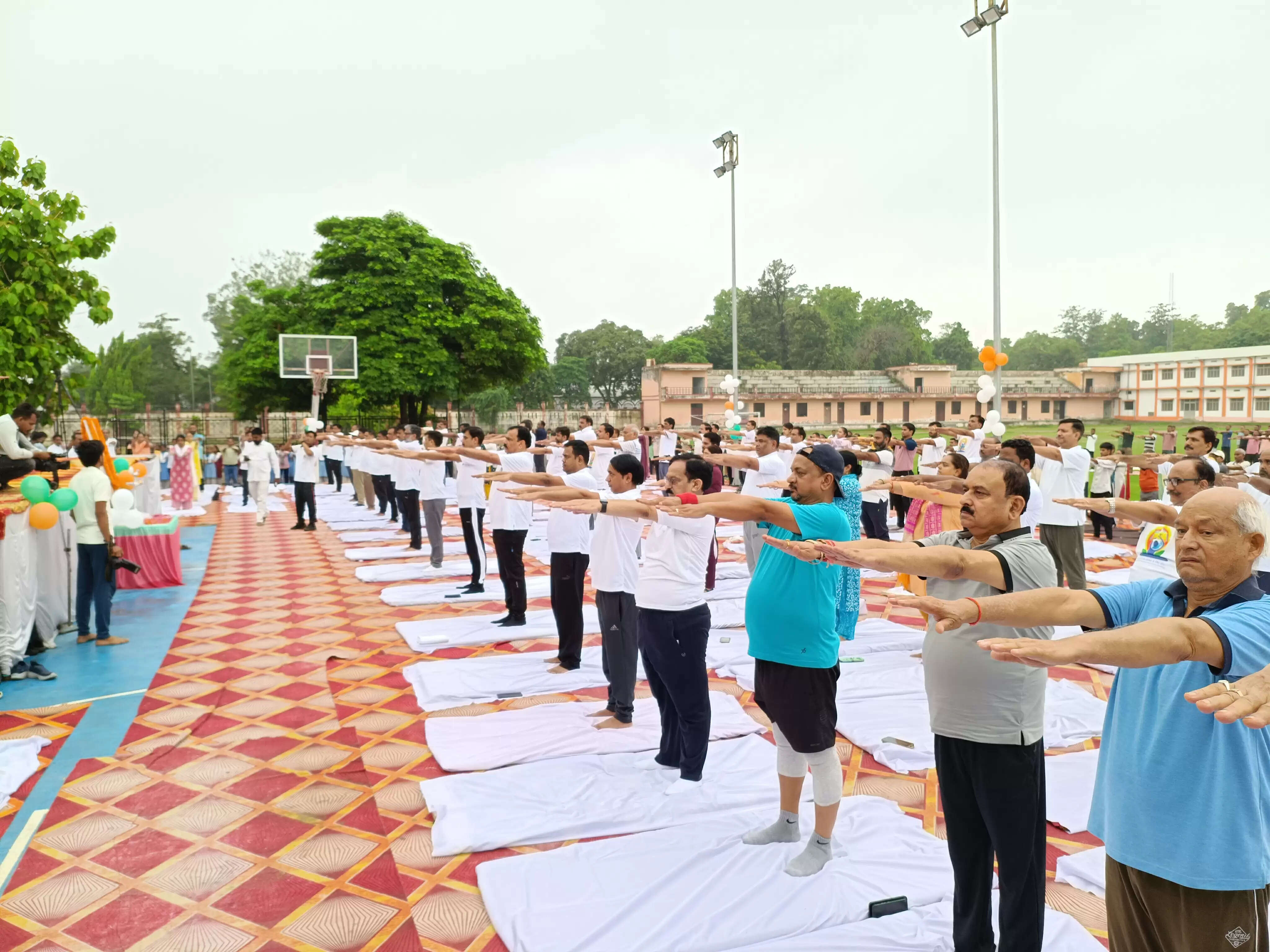 भारत की अमूल्य विरासत योग का दुनिया में हो रहा सम्मान : नीरज शेखर