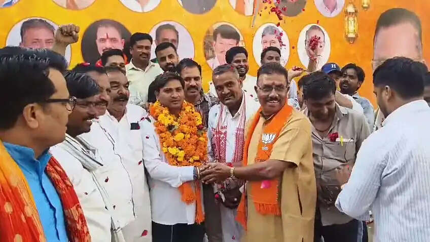 डूंगरपुर नगर परिषद के दो वार्डों में मतदान से पहले भाजपा की जीत तय
