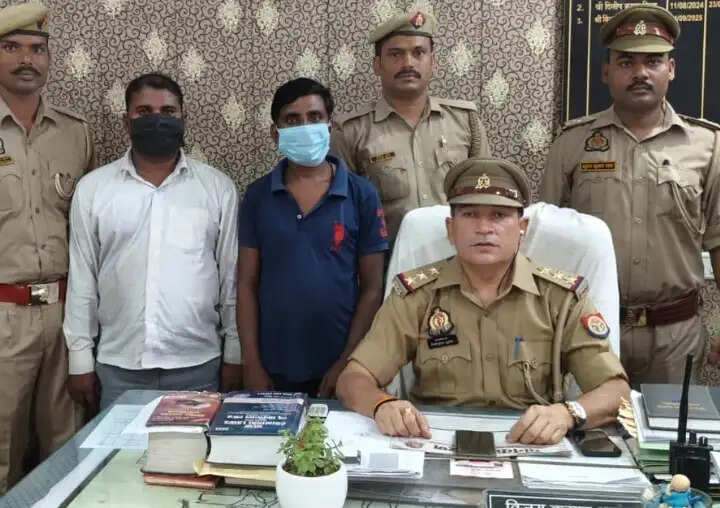 टीजीटी परीक्षा में मूल परीक्षार्थी के स्थान पर बैठकर परीक्षा देने वाले गिरोह के दो सदस्य गिरफ्तार