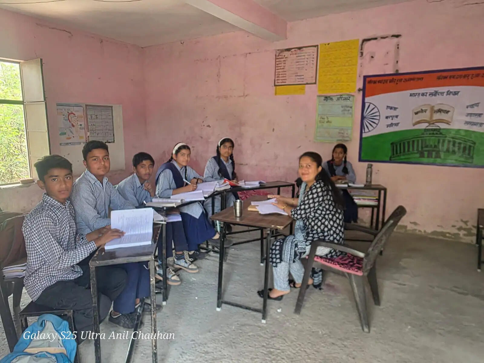 नो मोर बैक&nbsp; बेंचर्स&nbsp; अभियान, सिरमौर का देवका&nbsp;स्कुल&nbsp;बना केरलम&nbsp; के बाद प्रदेश का पहला स्कुल