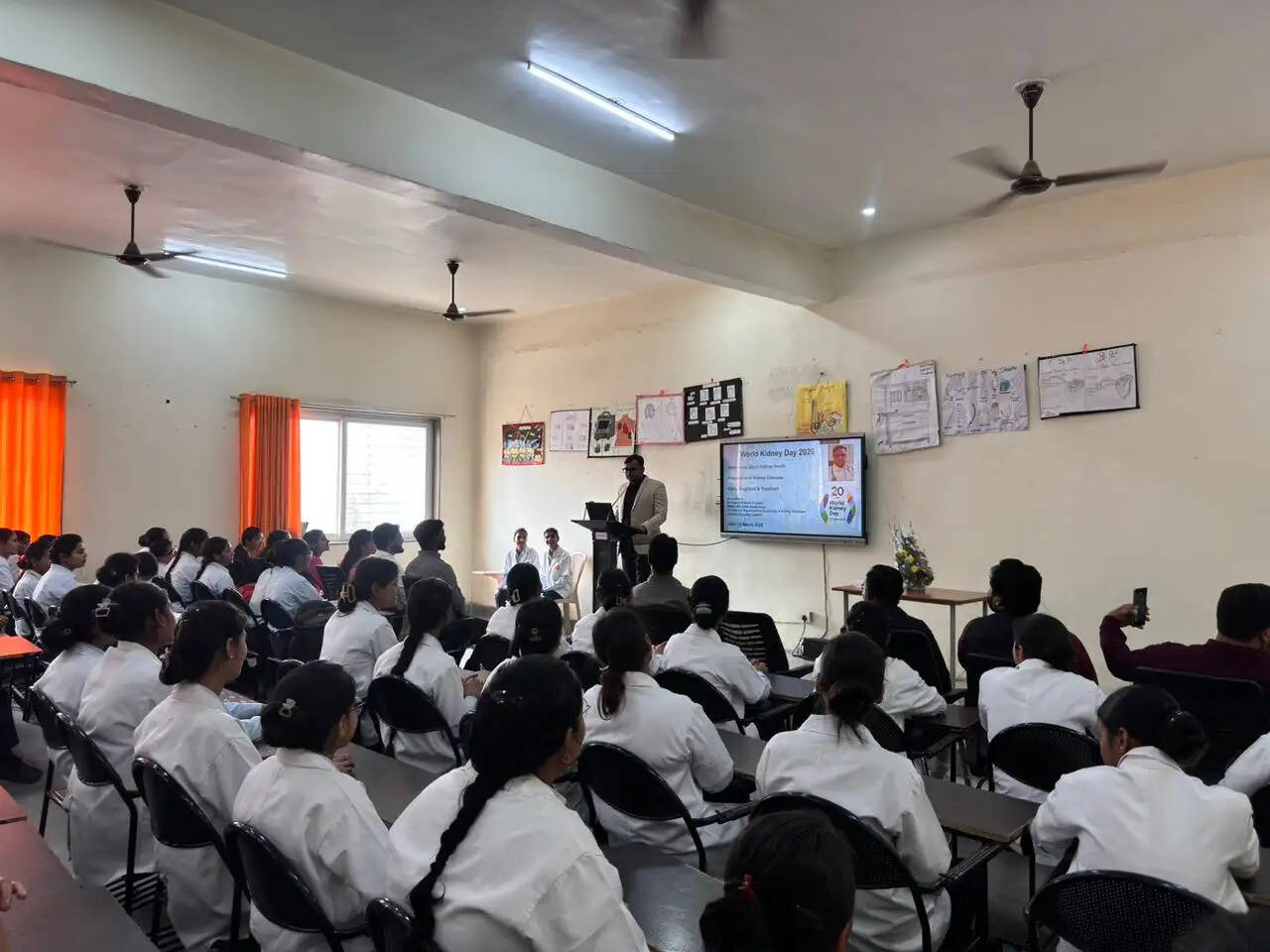 विश्व किडनी दिवस पर एमजीयूजी में जागरूकता कार्यक्रम