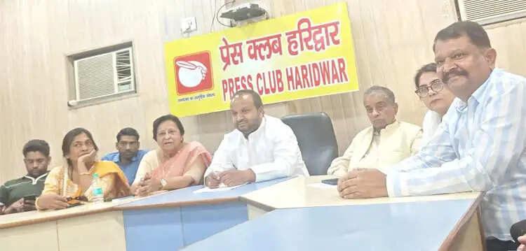 महानगर कांग्रेस का भाजपा पर हमला: महिला आरक्षण के नाम पर गुमराह करने का आरोप