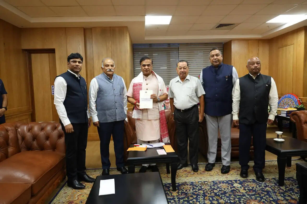 सैनिक कल्याण निदेशालय, असम ने मुख्यमंत्री राहत कोष में दिया ₹25 लाख का योगदान