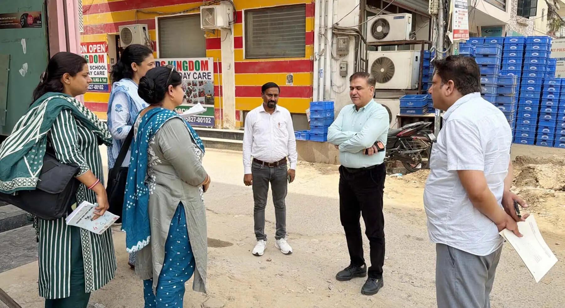 गुरुग्राम विस क्षेत्र में एसडीएम ने किया एसआईआर-2026 अभियान का निरीक्षण