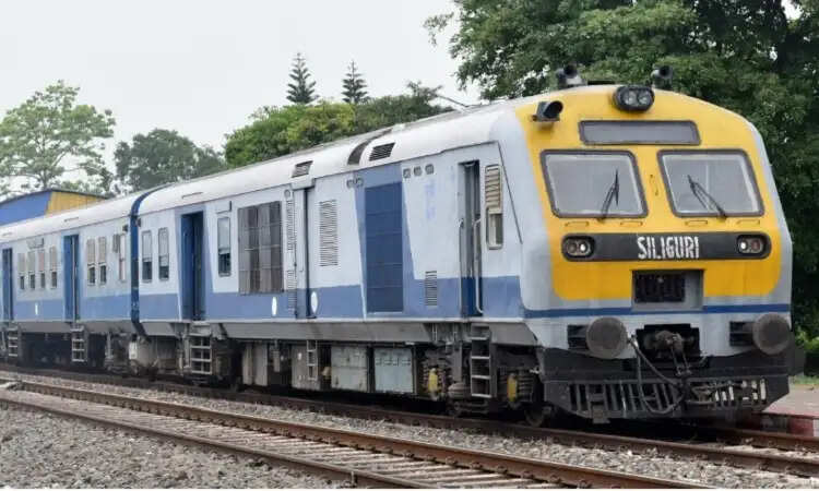 पूसीरे में किए जा रहे डेमू ट्रेन की उपलब्धता और यात्री सुविधा में सुधार कार्य