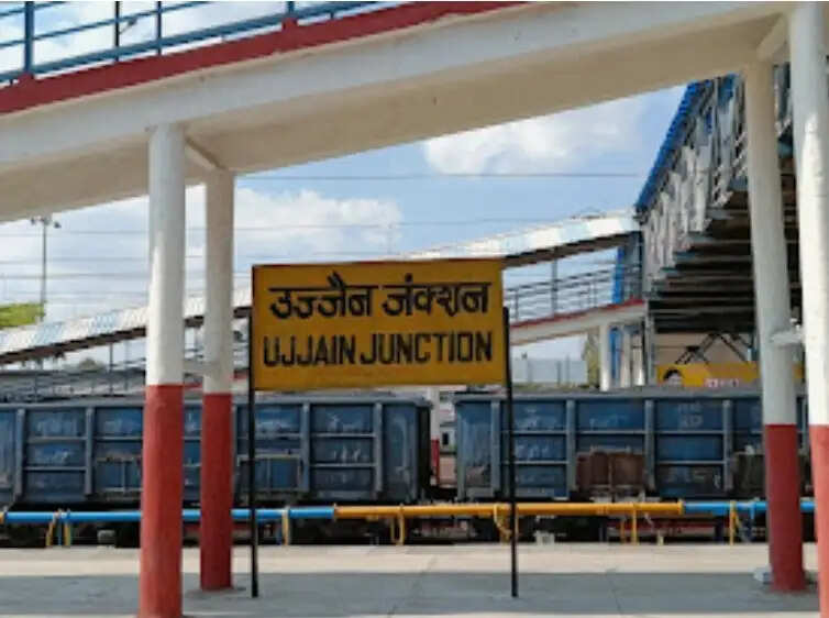 रेलवे ने की श्रावण मास में श्रद्धालुओं की भीड़ को देखते हुए उज्जैन में की खास तैयारी