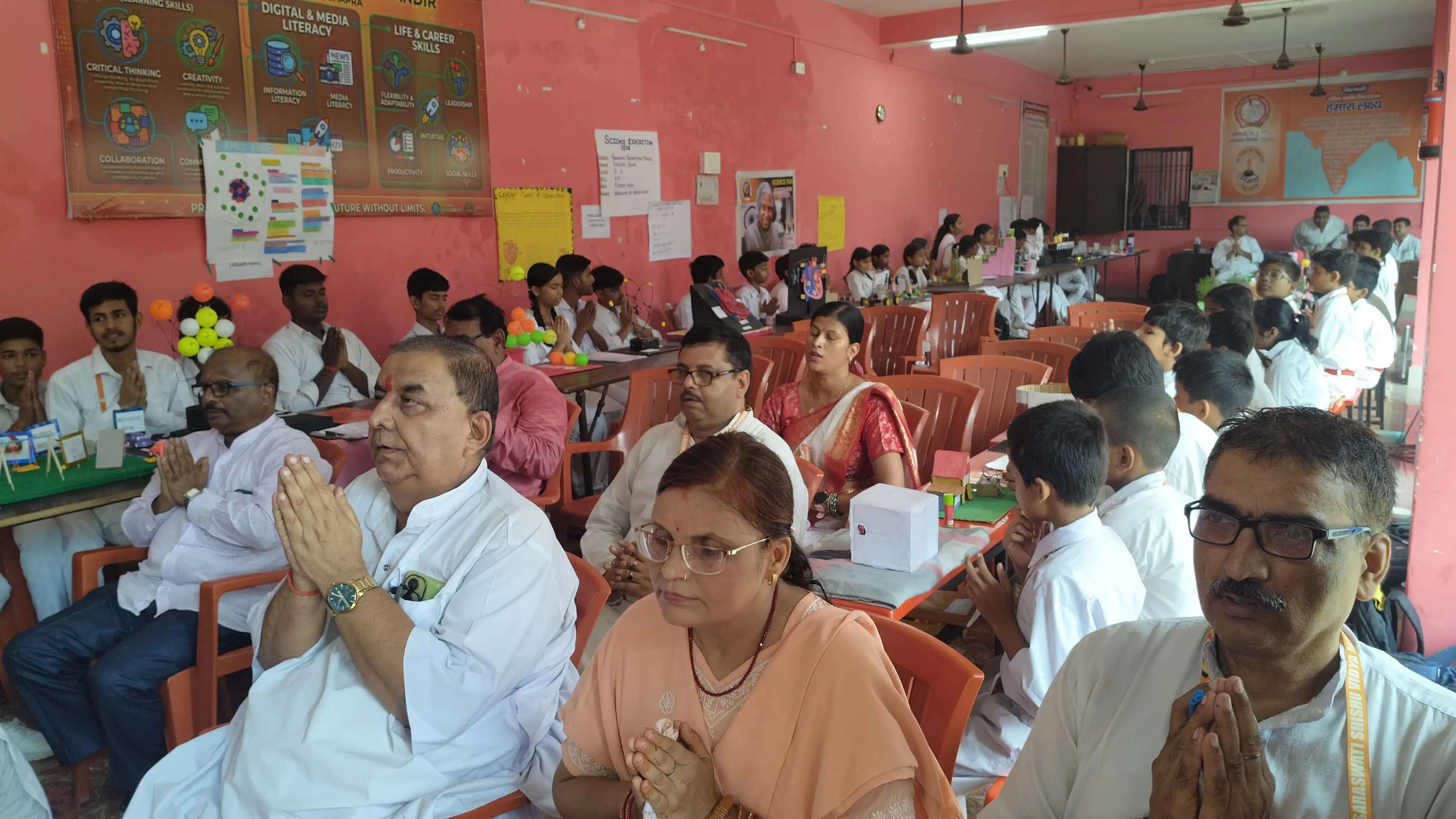 सरस्वती शिशु विद्या मंदिर में विज्ञान, गणित, संगणक मेला आयोजित