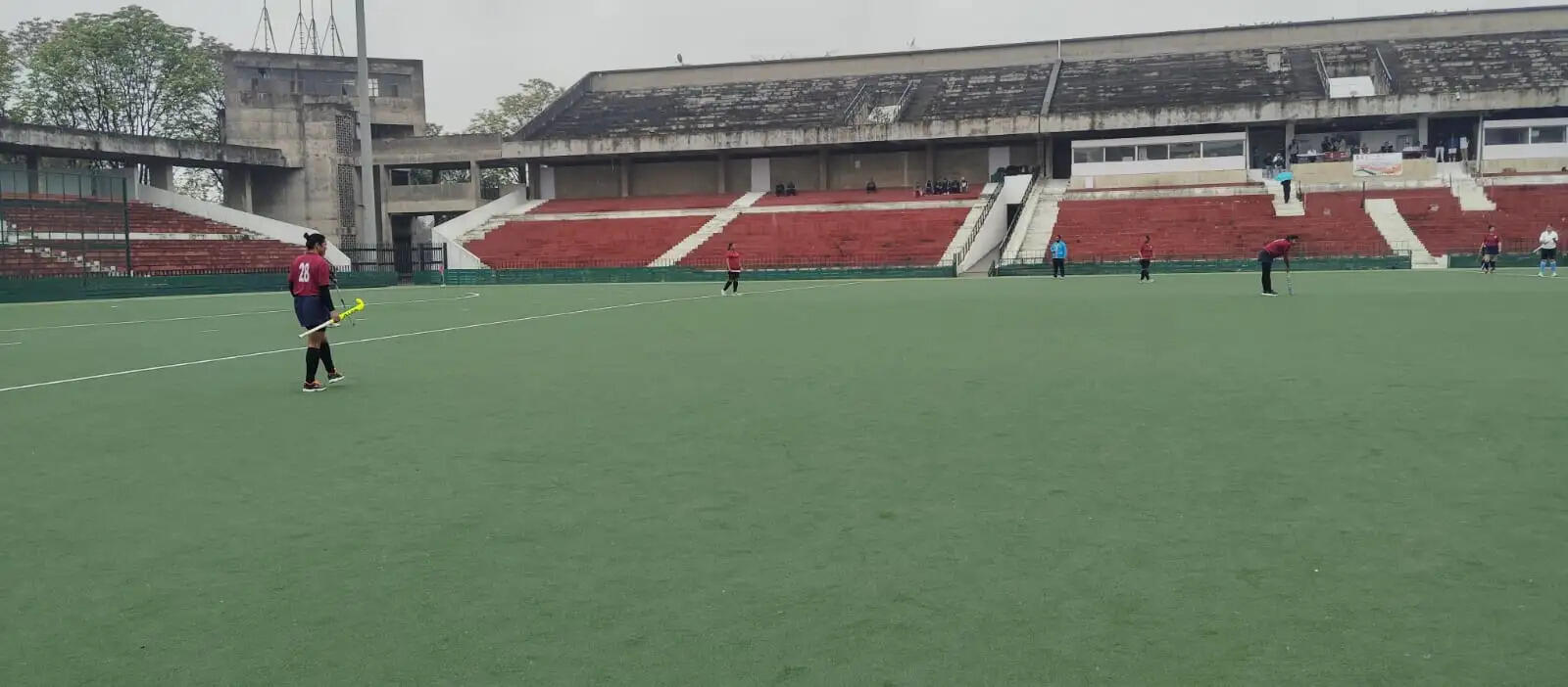 गोरखपुर की बेटी का कमाल: अंतरराष्ट्रीय कोच रीता मिश्रा के नेतृत्व में उत्तर प्रदेश महिला हॉकी टीम ने हिमाचल प्रदेश काे 2-0 से किया पराजित