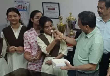 मप्र बोर्ड रिजल्ट: बेटियों का जलवा कायम, सरकारी स्कूलों ने मारी बाजी