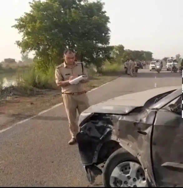 कार की टक्कर से बाइक सवार दंपति की मौत