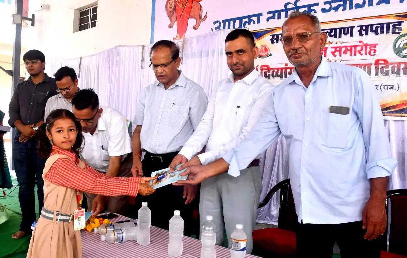 राष्ट्र के विकास में दिव्यांगजनों की भी महत्वपूर्ण भूमिका : डाॅ. गर्ग