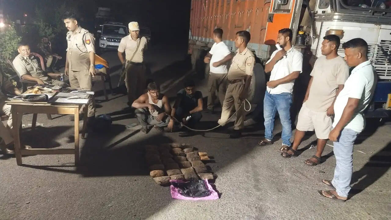 श्रीरामपुर में करोड़ों रुपये मूल्य की हेरोइन के साथ ट्रक जब्त, दो गिरफ्तार
