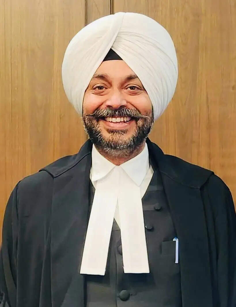 पंजाब के एडवोकेट जनरल मनिंदरजीत सिंह बेदी पंजाब एवं हरियाणा बार काउंसिल के चेयरमैन नियुक्त
