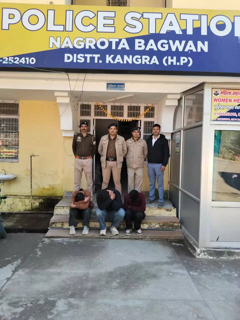 कांगड़ा में दो मामलों में 8.55 ग्राम चिट्टा बरामद, चार युवक गिरफ्तार