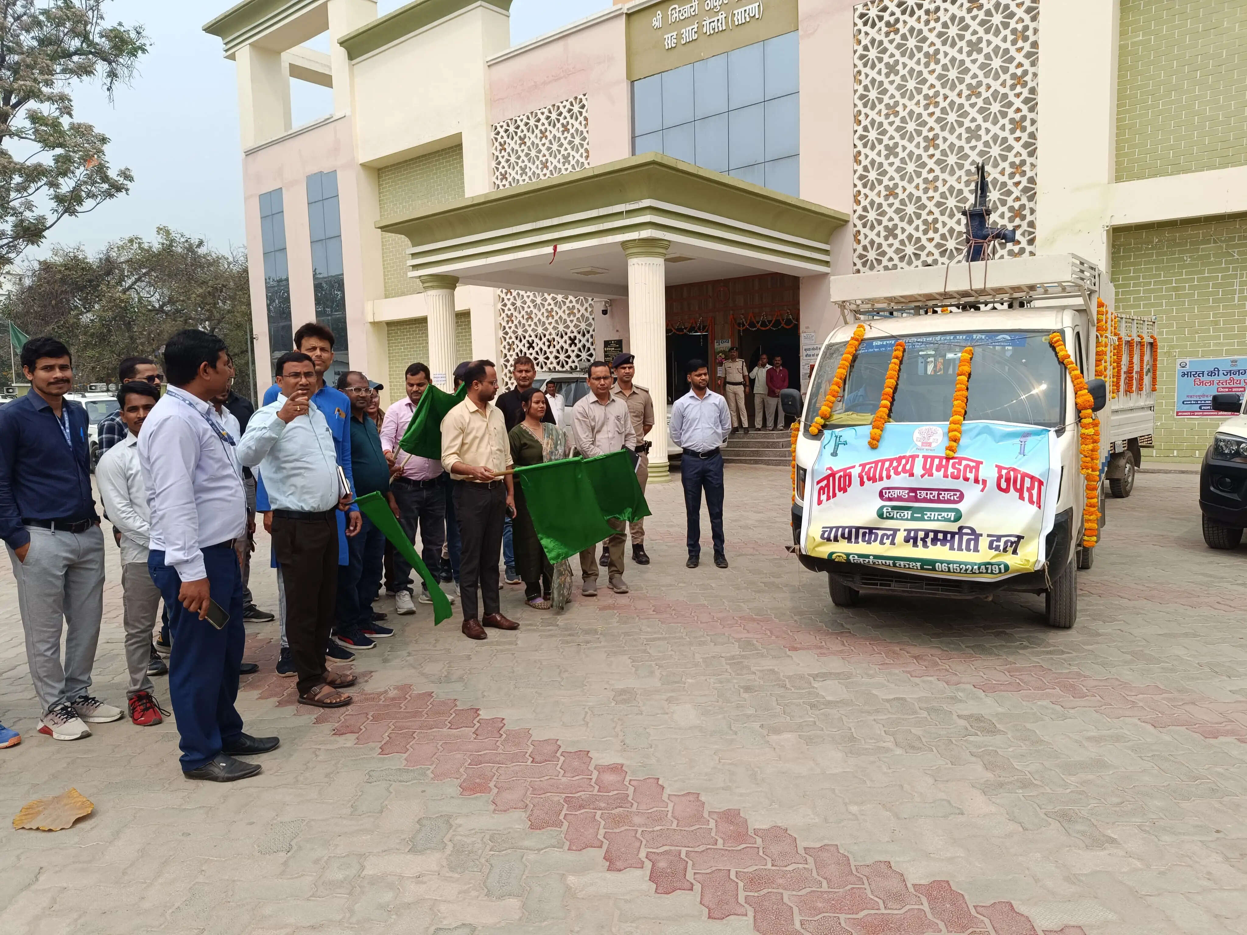 सारण में गर्मी से पहले खराब चापाकलों की मरम्मत के लिए दल रवाना