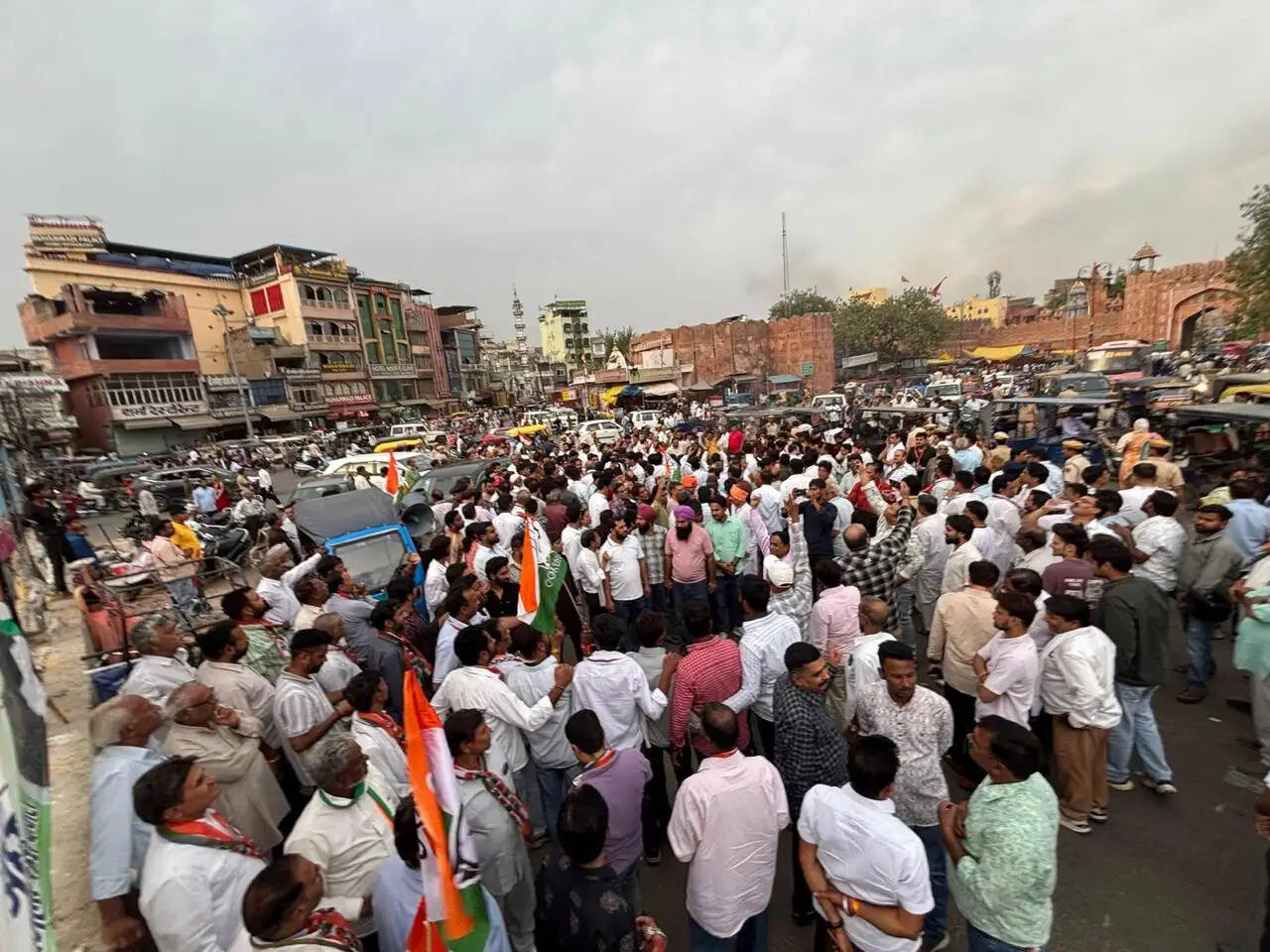नीट पेपर लीक पर कांग्रेस का प्रदेशभर में प्रदर्शन, केंद्रीय शिक्षा मंत्री के इस्तीफे की मांग