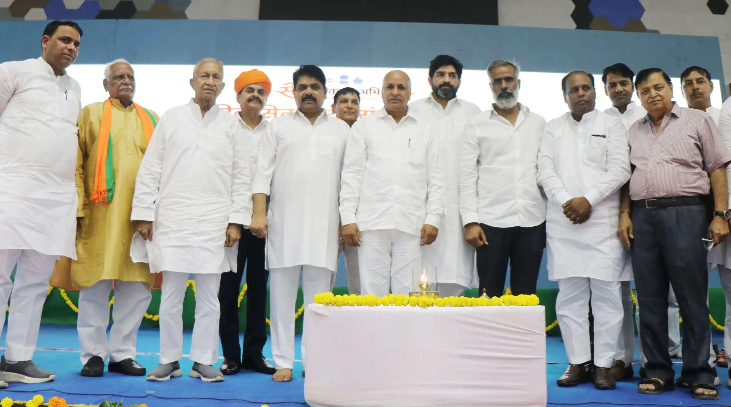 पलवल :  प्रधानमंत्री ने राष्ट्रसेवा, जनसेवा और गरीब कल्याण के लिए समर्पित किया 25 वर्षों का सेवाकाल : हरिंद्र&nbsp;सिंह