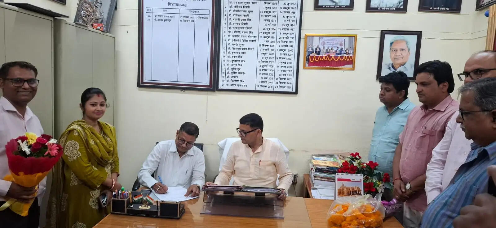 प्रो. विमलेश मिश्र ने संभाली हिंदी विभागाध्यक्ष की जिम्मेदारी