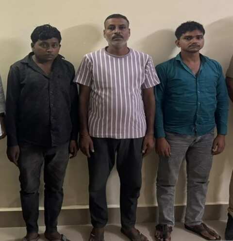 नकली नोट छापने वाले गिरोह का खुलासा, तीन आरोपित गिरफ्तार