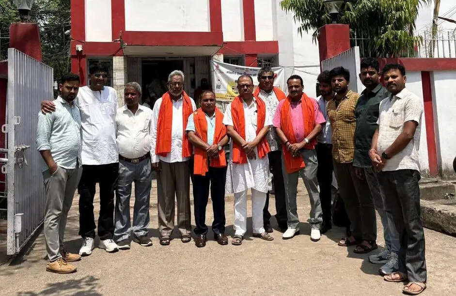 डाक विभाग झारखंड परिमंडलीय सचिव पहुंचे रामगढ़, कर्मियों ने रखी समस्याएं