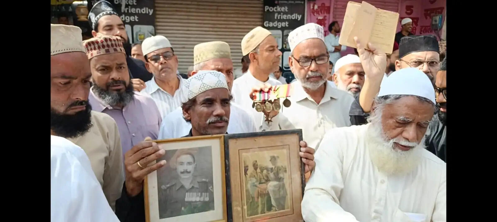 खांजीपीर को ‘मिनी पाकिस्तान’ कहने पर लोगों में रोष, राज्यपाल से विधायक की शिकायत