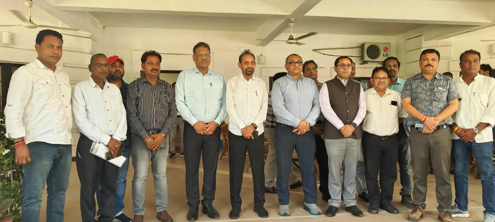 दक्षिण पूर्व रेलवे के एजीएम ने किया विंडो ट्रेलिंग निरीक्षण