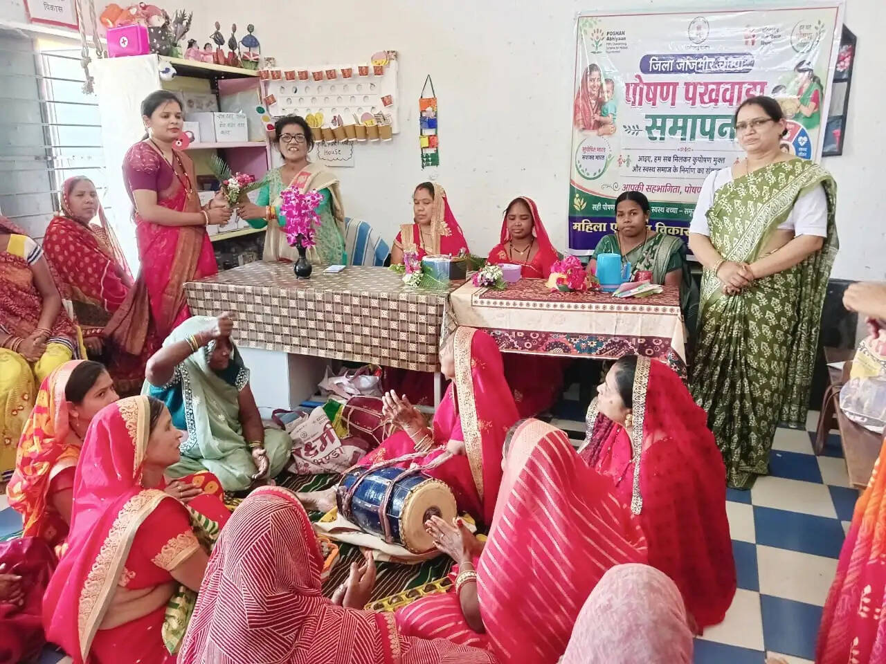 आंगनबाड़ी केंद्र में पोषण पखवाड़ा का समापन, महिलाओं और बच्चों में स्वास्थ्य जागरूकता का दिया गया संदेश