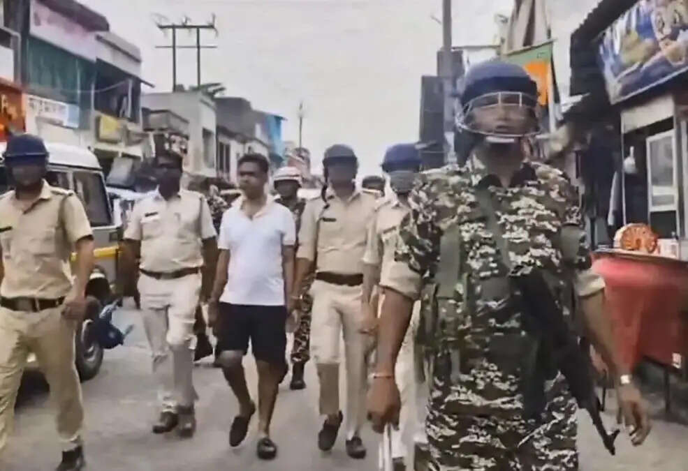 फालता थाने पर हमले के मामले में रातभर पुलिस अभियान, गिरफ्तारी बढ़कर 16 हुई