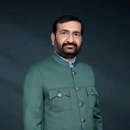 भाजपा प्रदेश मंत्री रमेश यादव को बंधक बनाकर 50 लाख की लूट