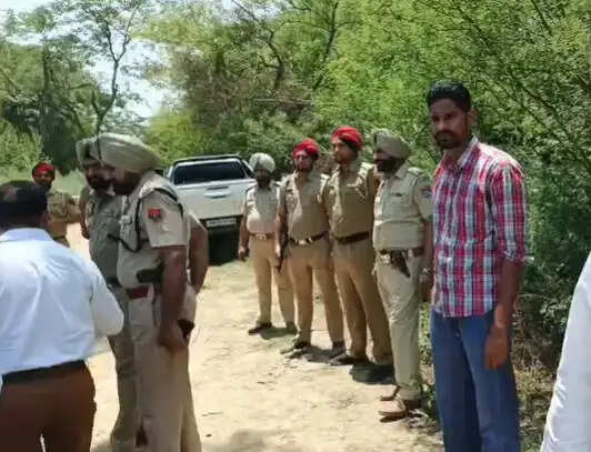 अमृतसर में पुलिस मुठभेड़ के बाद विदेश में बैठे गैंगस्टर के दो गुर्गे गिरफ्तार