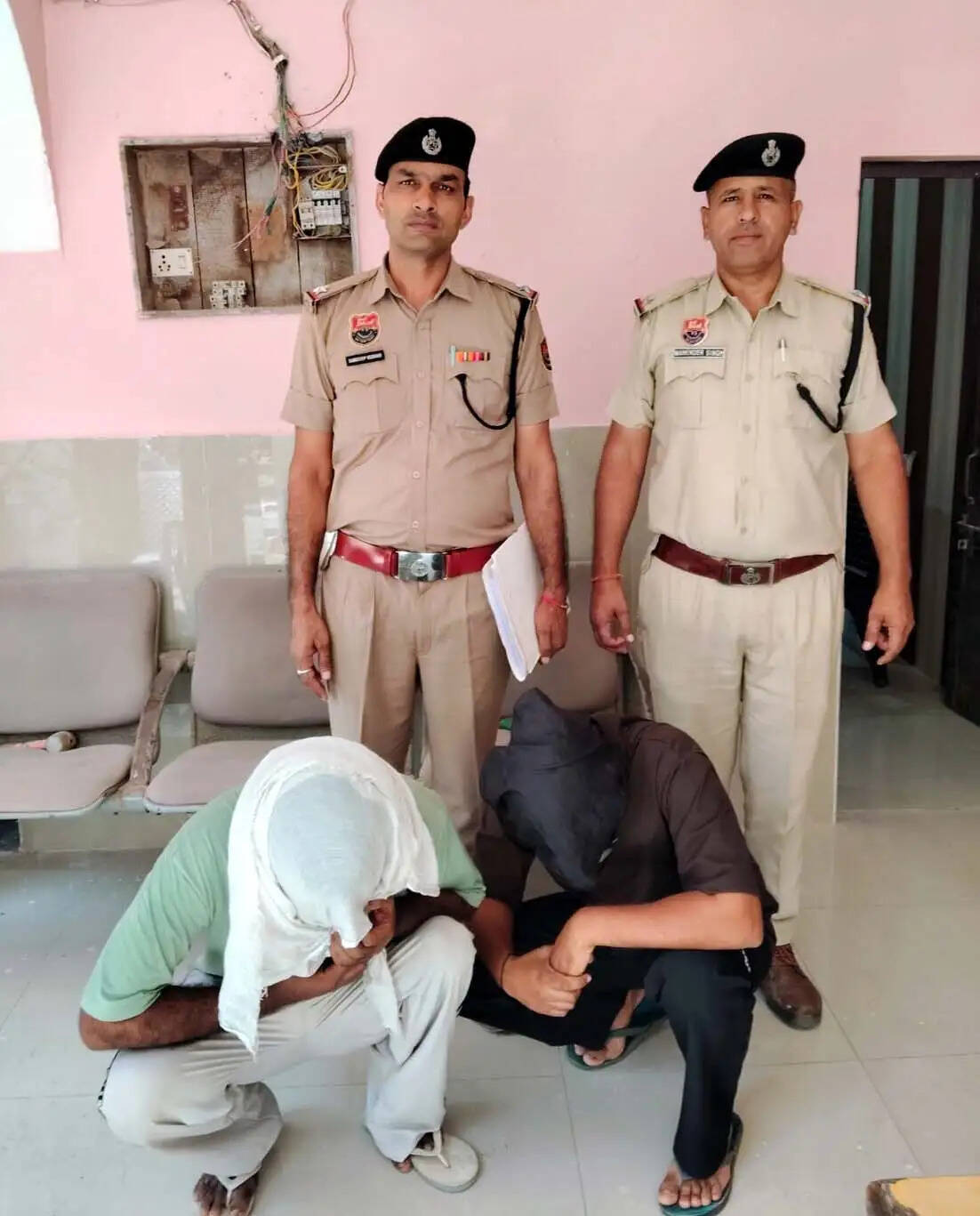 हिसार : मृत पिता के फर्जी हस्ताक्षर कर बनाया किरायानामा, संपत्ति हड़पने की कोशिश