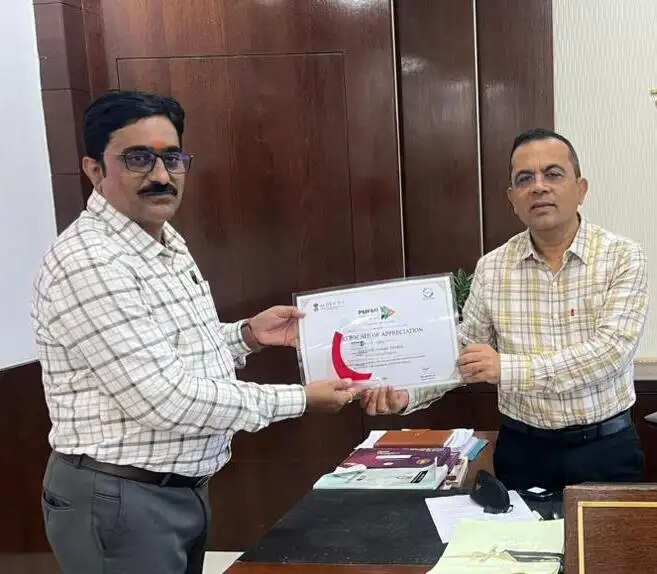 पीएमएफएमई योजना में राष्ट्रीय सम्मान पर कलेक्टर ने दी बधाई एवं शुभकामनाएं