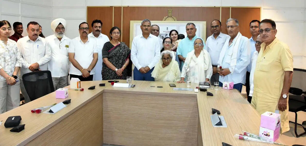 हिसार : विभाजन की पीड़ा को याद रखना नई पीढ़ी के लिए जरूरी : उपायुक्त महेंद्र पाल