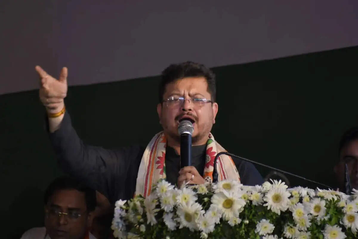 '21 जुलाई की सभा रियलिटी शो नहीं', ममता बनर्जी पर बरसे ऋतब्रत बनर्जी