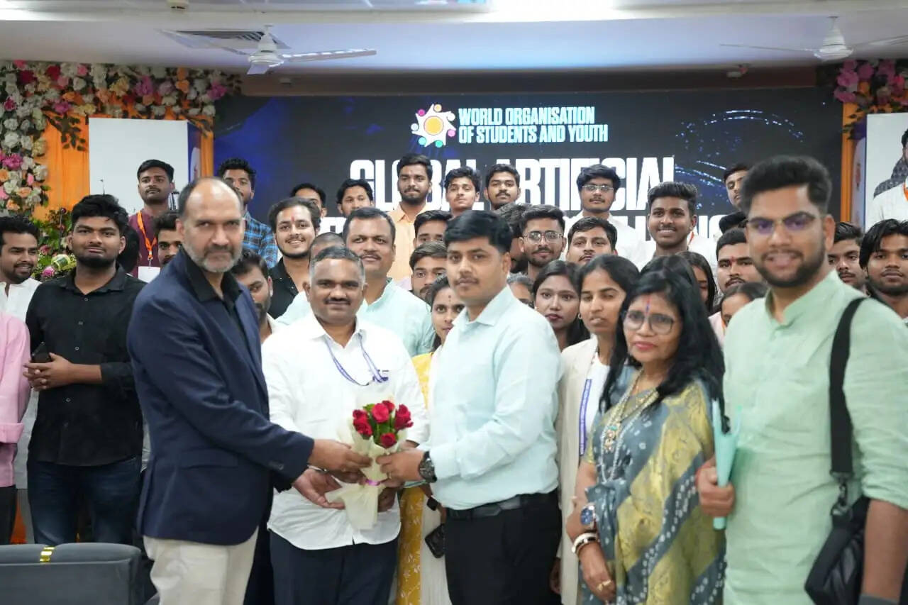 दो दिवसीय ग्लोबल एआई कॉन्फ्लुएंस 2026 का समापन, 26 देशों के छात्रों की सहभागिता