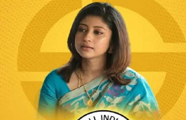 मतदान के दौरान केंद्रीय बल से बहस में उलझीं लवली मित्रा