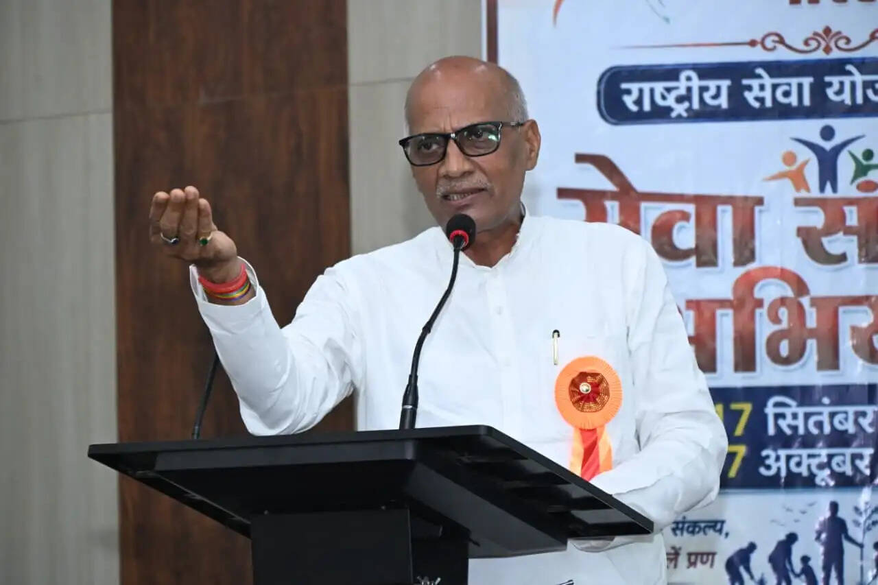 प्रदेश और देश को विकसित बनाने में युवाओं की होगी महत्वपूर्ण भूमिका : महेंद्रपाल सिंह