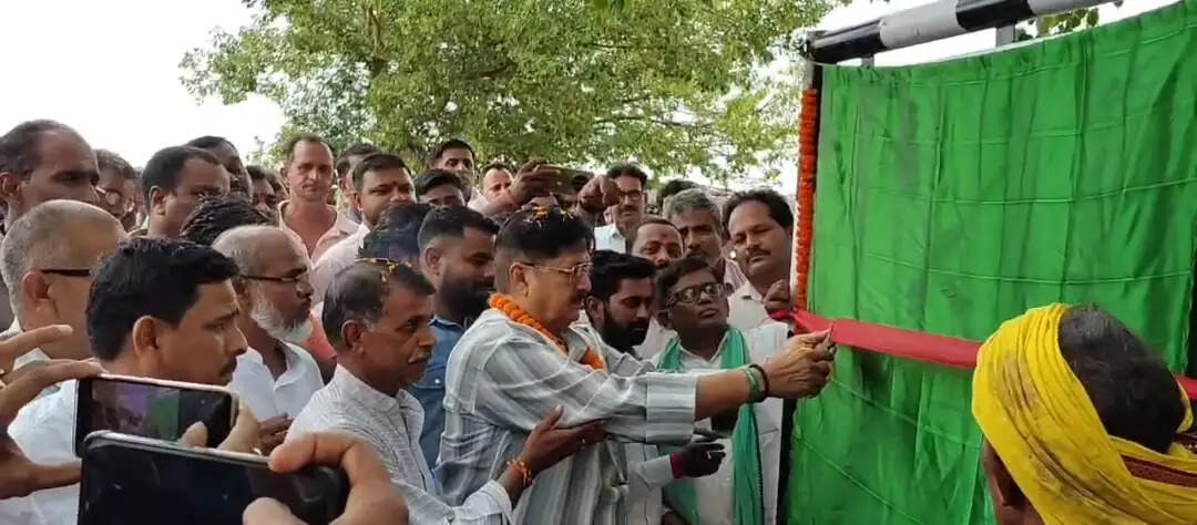 सारठ में 2.86 करोड़ की सड़क योजना का शिलान्यास
