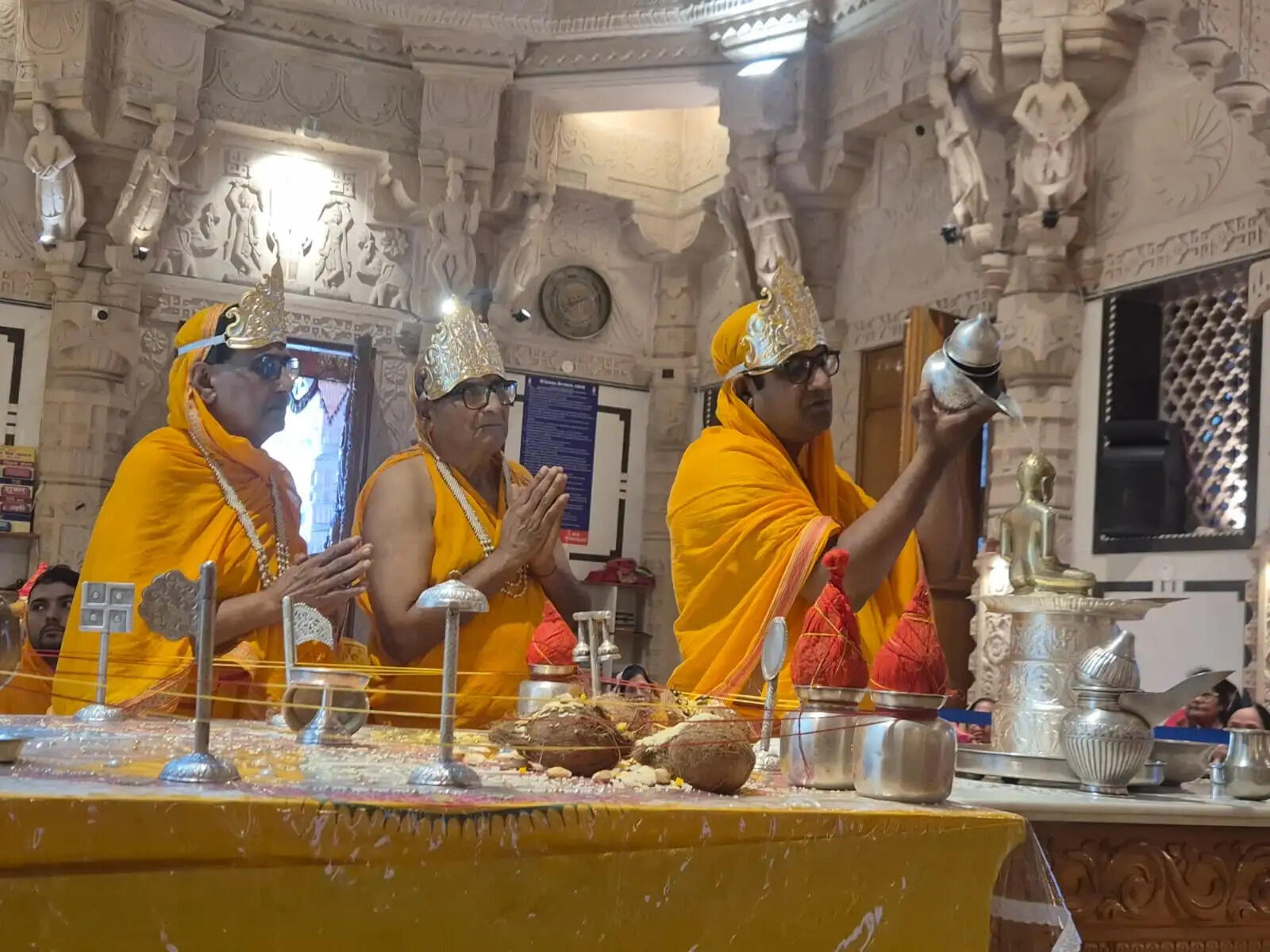 निष्कपटता और सहजता ही आर्जव धर्म की पहचान : मुनिश्री शुभानंद
