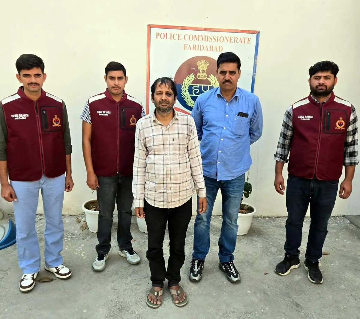 फरीदाबाद : पत्नी की गोली मारकर हत्या करने वाला आरोपित पति गिरफ्तार