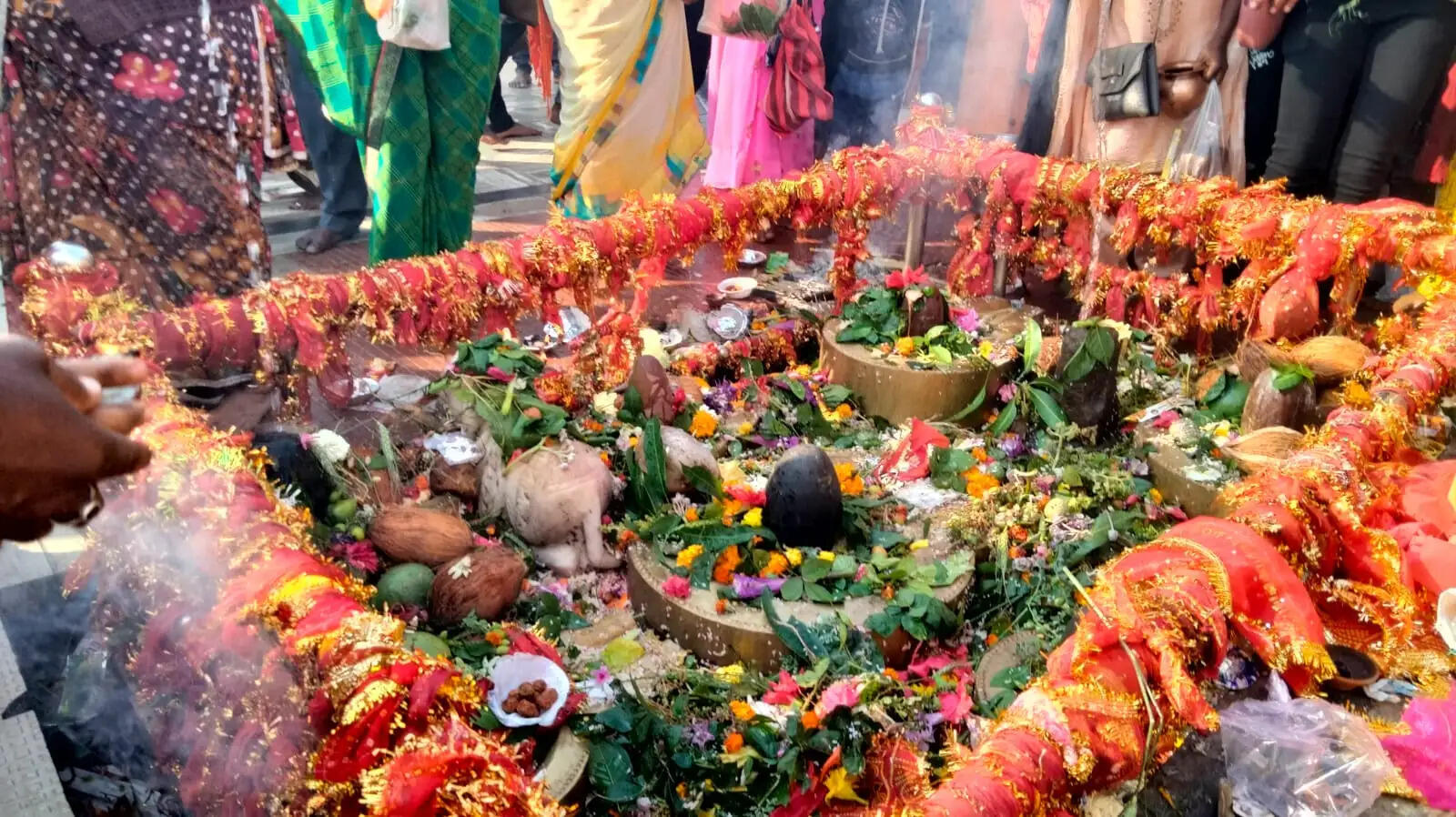 श्रावण के पहले सोमवार पर अमरकंटक में उमड़ी शिवभक्तों की भीड़, जलाभिषेक और पूजन से गूंजे शिवालय