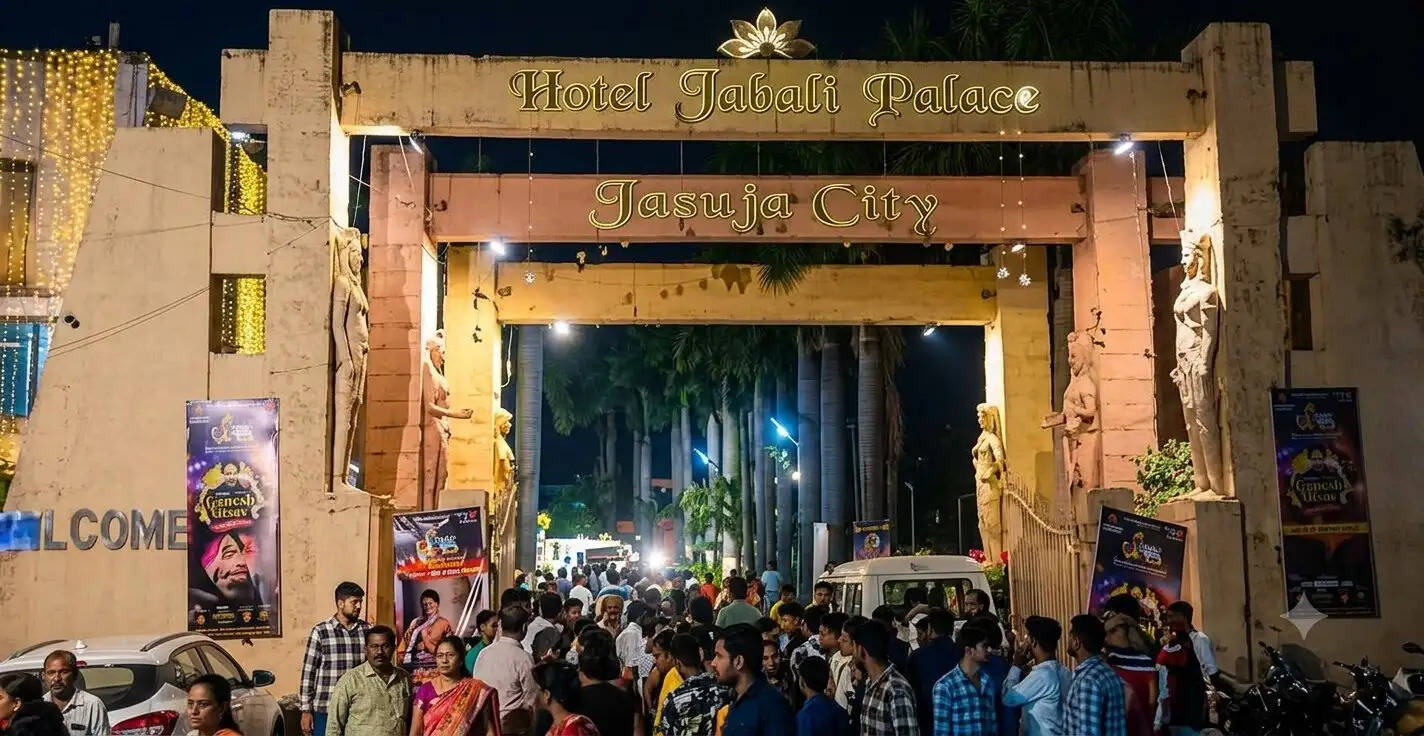 जबलपुरः गरबा पंडाल में हंगामा, हिन्दू संगठन महिला कार्यकर्ताओं ने लगाए अभद्रता और मारपीट के आरोप